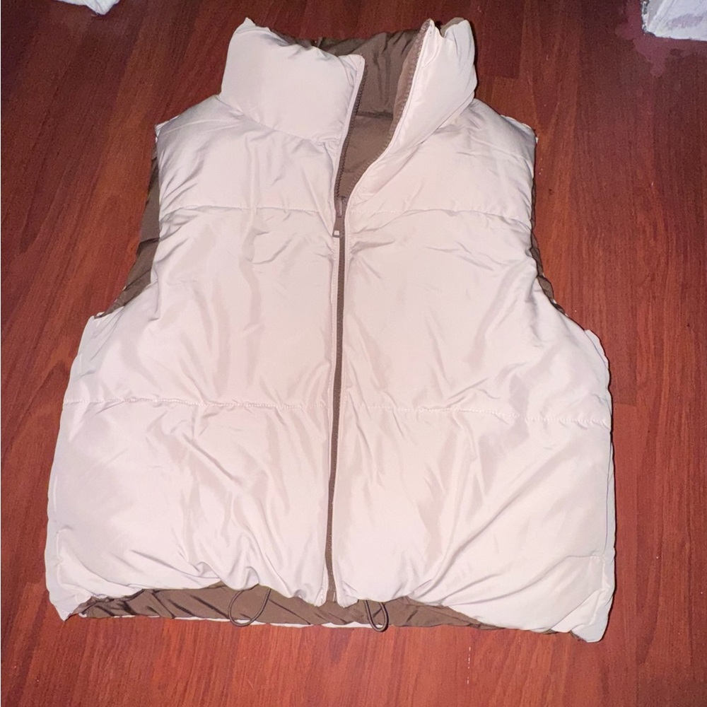Elegant Beige Puffer Vest